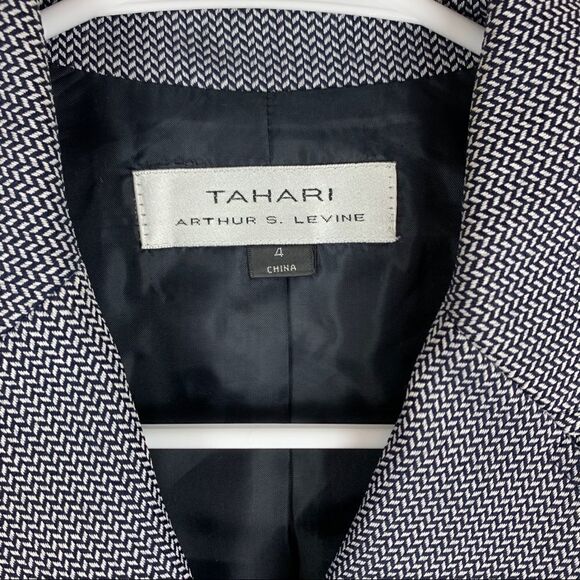 Tahari Tweed Black/White‎ Crop 2 Button Career Blazer Sz 4 - Picture 3 of 10